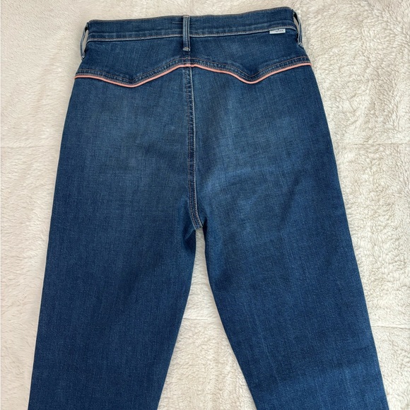 MOTHER The Snap Hustler Ankle Jeans - Picture 11 of 13